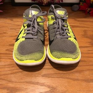 Nike Free Flyknit 4.0 size 6.5 Volt and gray
